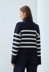 Anna Field Strikkegenser - dark blue/off-white