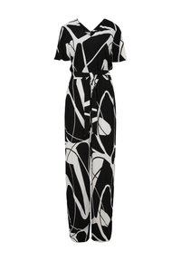 Czarno-biały kombinezon z dekoltem w kształcie litery V, krótkimi rękawami, szerokimi nogawkami i paskiem w talii. Ma abstrakcyjny wzór linii na materiale.