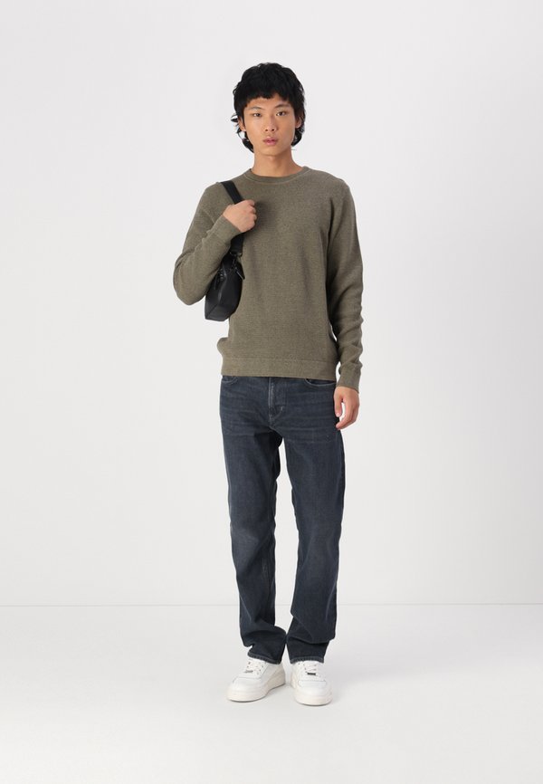 MOSA STRAIGHT - Straight leg jeans - worn in funnel cloud4