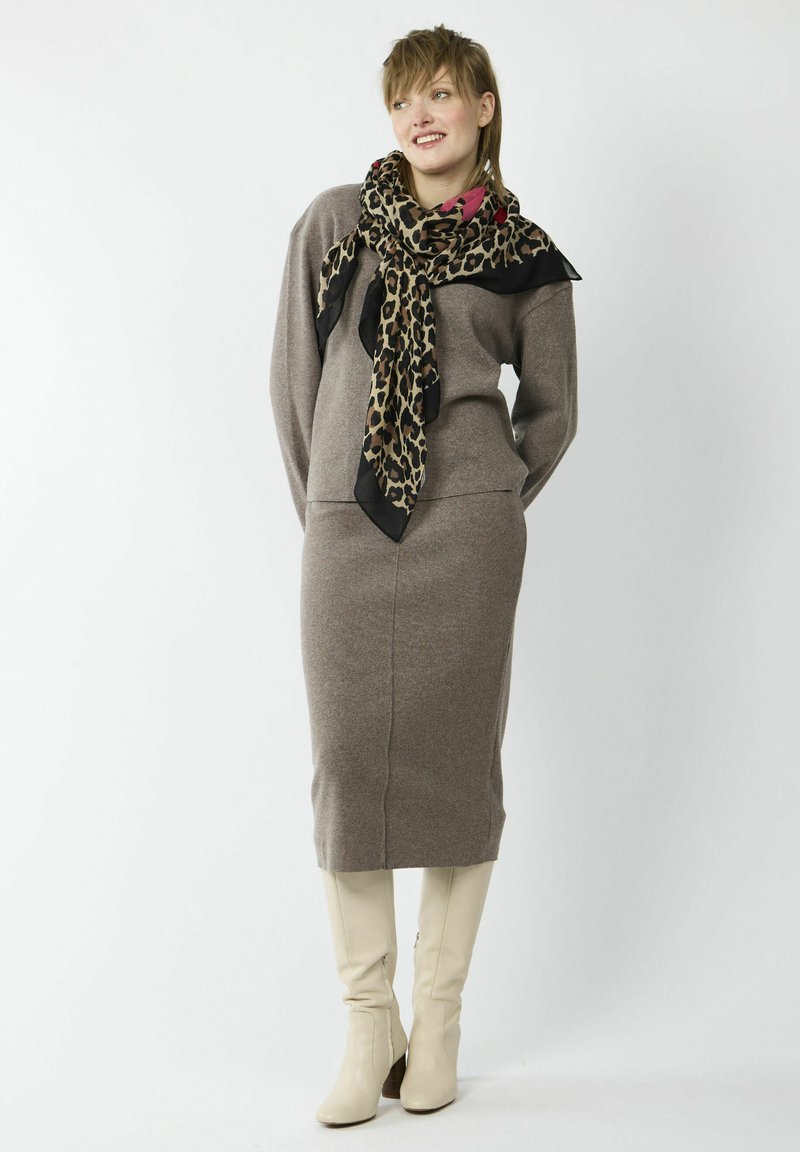 Codello Sjaal - camel