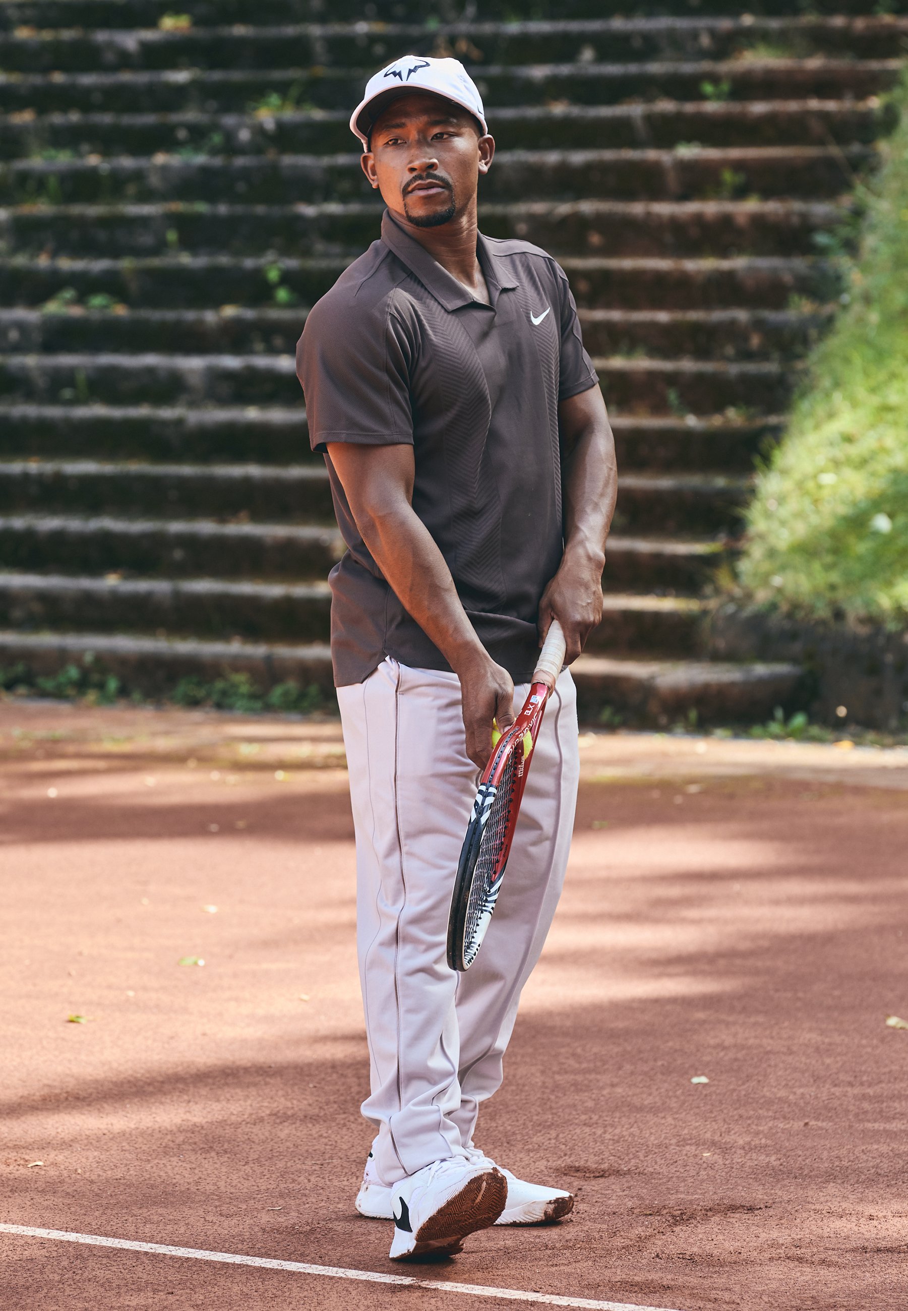 Nike Performance COURT ADVANTAGE SLAM - Polo - baroque brown