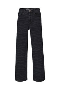 Jeans de mezclilla negra con sutiles rayas de cebra oscuras, piernas rectas, botón frontal y bolsillos.