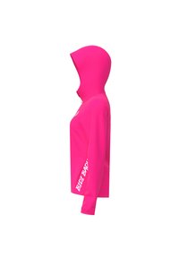 Roze hoodie met lange mouwen en een gladde textuur; voorzien van een ritssluiting bij de kraag en witte tekstdetails op de linkermouw.