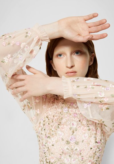 Needle & Thread FLORET BALLERINA DRESS - Vestido de cocktail / Vestido de festa - petal pink