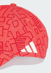 adidas Performance TEAM D GFX - Cap - semi lucid red/light red - Zalando