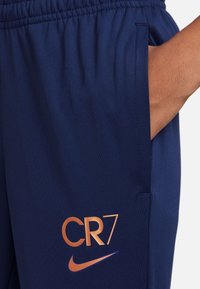 Nike Performance CR7 DRY PANT - Jogginghose - midnight navy/medium blue