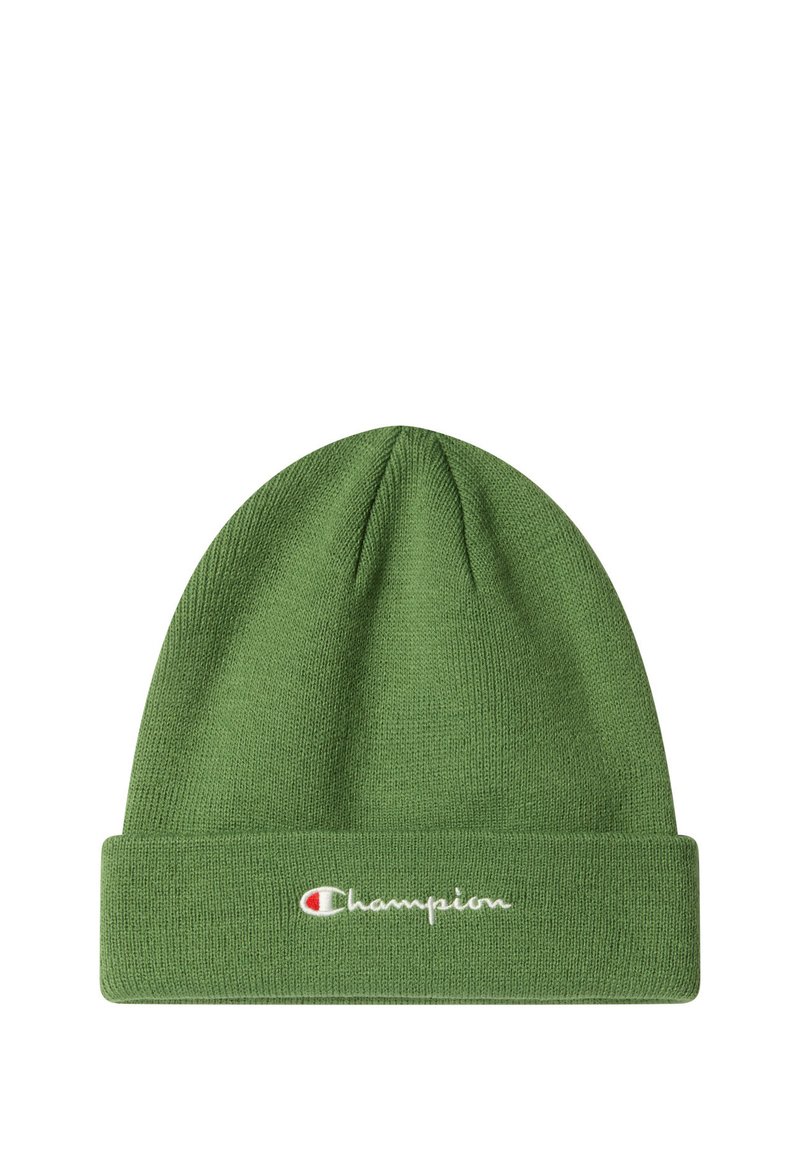Gorro de lana verde con dobladillo, que presenta un logotipo bordado en blanco de "Champion" y un acento rojo. Material suave, ajuste ceñido.