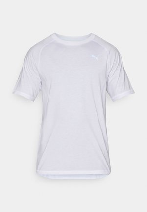 Witte T-shirt met korte mouwen en ronde hals, vlakke naden en een subtiele logoaccent op de borst. Gemaakt van lichtgewicht, ademend materiaal.