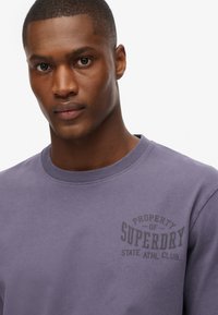 Superdry & Co ATHLETIC ESSENTIAL GRAPHIC - Camiseta estampada - greystone