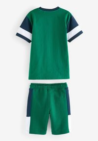 Next SHORT SLEEVE SET  - REGULAR FIT - Shorts - green