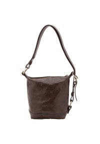 Bruine leren emmer tas met een zachte textuur, een enkele verstelbare strap en metalen hardware accenten aan de zijkanten.