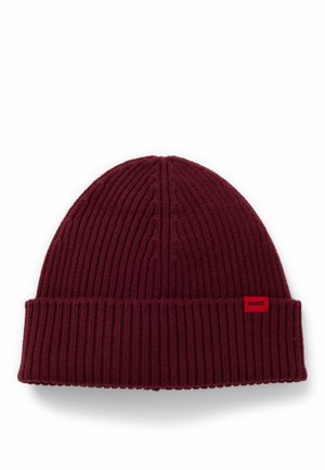 XOLA - Beanie - dark red two