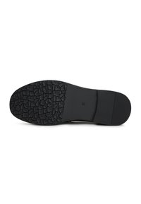 Cesare Gaspari Slipper - black