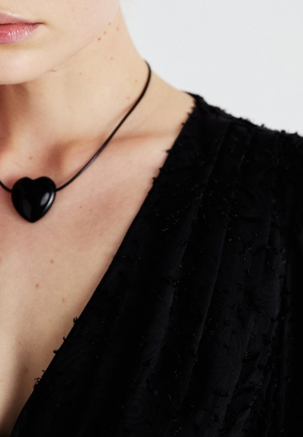 V NECK BLOUSE - Blouse3