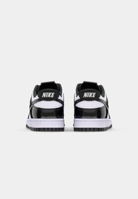 Nike Sportswear DUNK RETRO SE 1 - Sportbačiai - white/black