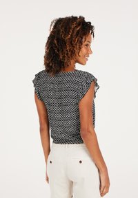 Protest PRTYELIA - Bluse - true black