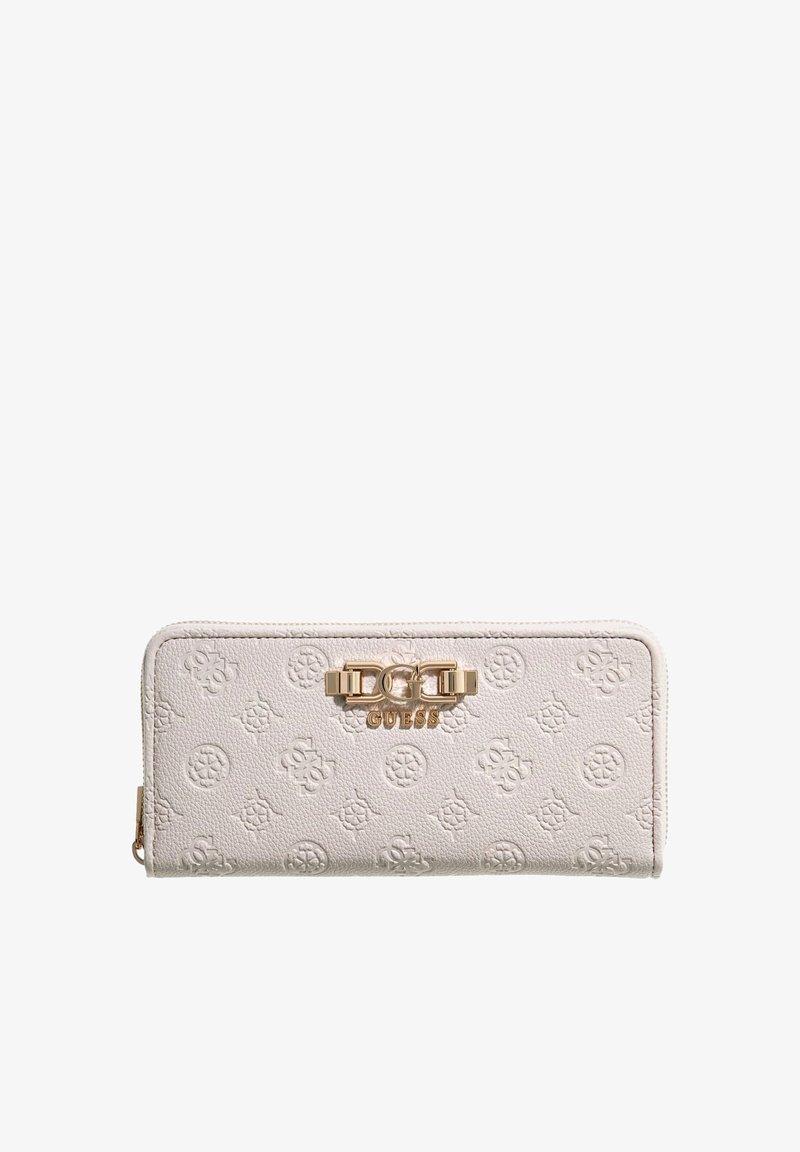 Portefeuille Guess beige clair avec motif de logo en relief et plaque de logo en métal doré sur le devant, fermeture éclair sur le côté.