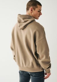 Next STANDARD - Kapuzenpullover - stone natural
