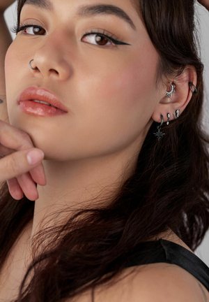 Wildcat, MINI BRANCH HOOPS PAIR - Earrings - Schwarz