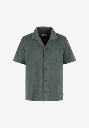 Kratký rukáv, košeľa s golierom z texturovanej tmavozelenej látky s zapínaním na gombíky a geometrickými vzormi po celom povrchu.
