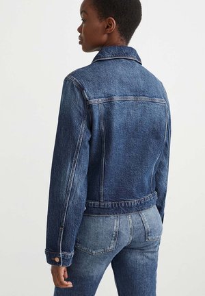 5 marques de vêtements grandes tailles disponibles sur Styli