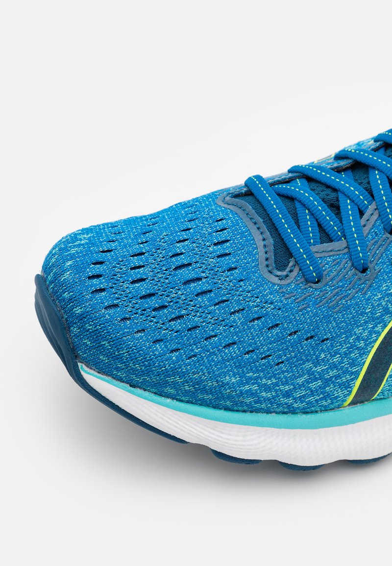 GEL NIMBUS 24 - Zapatillas de running neutras - lake drive/hazard green/azul - Zalando.es