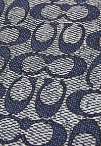 COACH VINTAGE SIGNATURE PRINTED SQUARE - Tørklæde / Halstørklæder - midnight navy