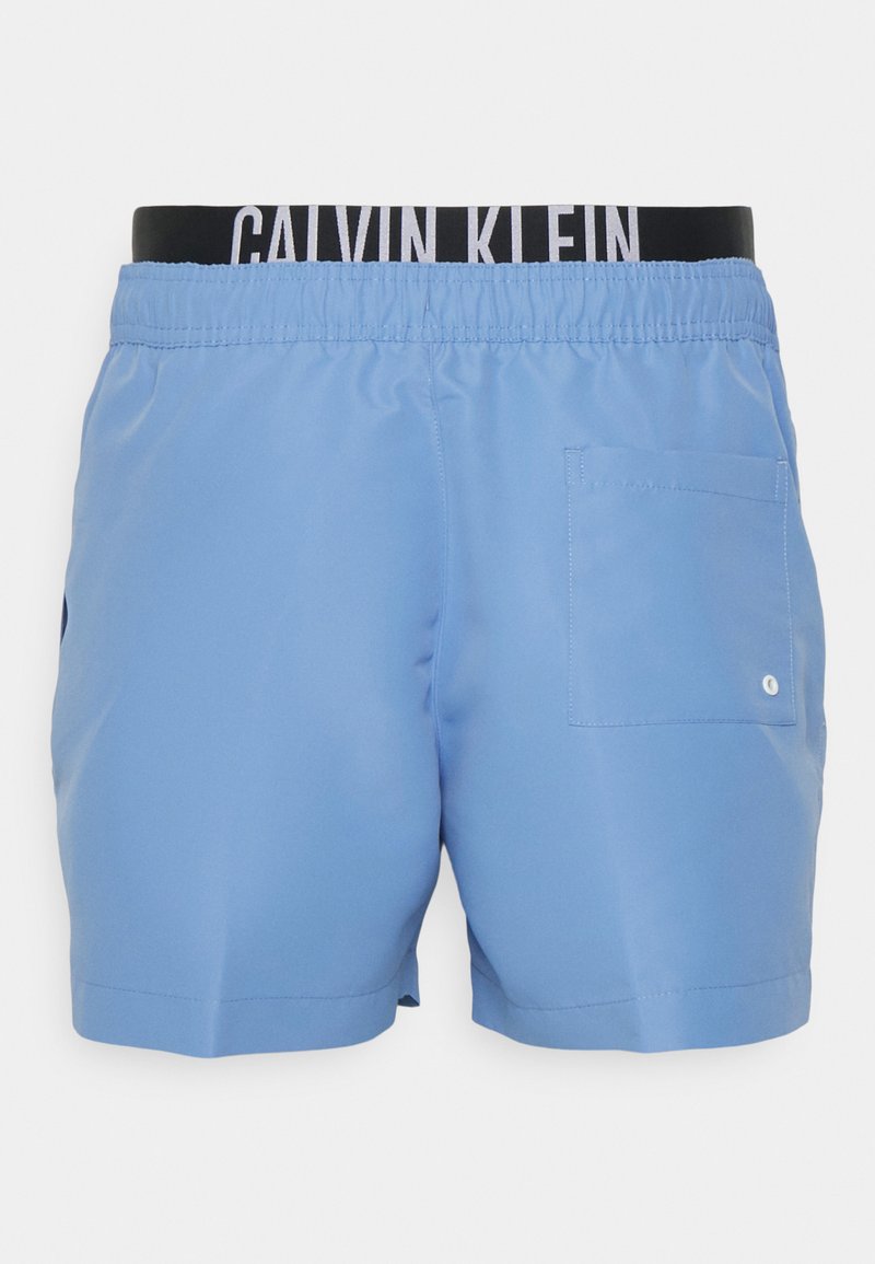 Herren Badehosen | Calvin Klein Swimwear MEDIUM DOUBLE Badeshorts dreamy/blau - YR39509 Herren Badehosen | Calvin Klein Swimwear MEDIUM DOUBLE Badeshorts dreamy/blau - YR39509