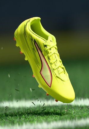ULTRA 6 PLAY MG - Futbolo bateliai dirbtinei dangai - yellow alert/black/silver-coloured/glowing red