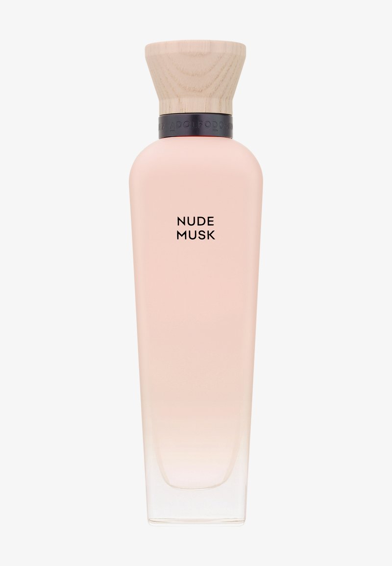 Høj, slank frostet glas parfume flaske med træ låg og teksten "NUDE MUSK" på forsiden.
