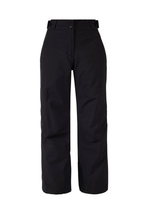 Giacca lilla con zip blu a contrasto, indossata sopra un pile blu navy, abbinata a pantaloni neri. Tiene un casco bianco e guanti.