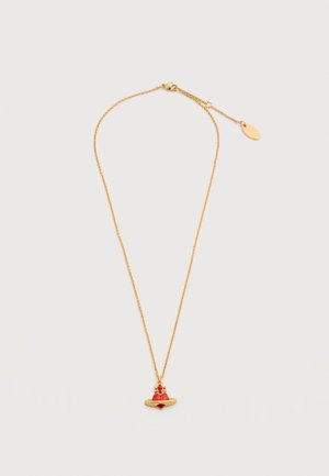 Χρυσό κολιέ με περίτεχνο μενταγιόν που διαθέτει κόκκινες αποχ ρώσεις και στρογγυλό σχήμα. Λεπτή αλυσίδα με κούμπωμα και μικρή ετικέτα.