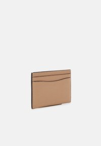 COACH ESSENTIAL CARD CASE - Piniginė - buff