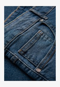 Non sélectionné, dark blue