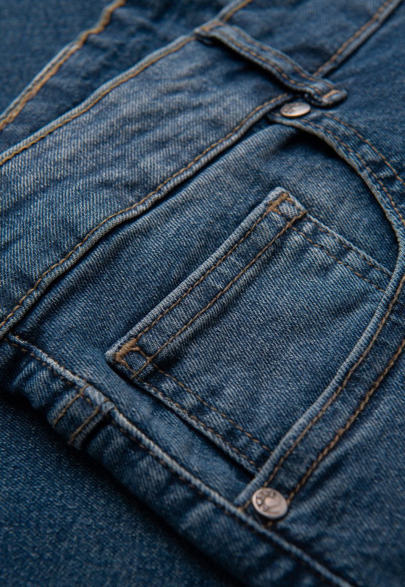 Ombre WITH ABRASIONS - Jeans Tapered Fit - dark blue/blue denim - Zalando