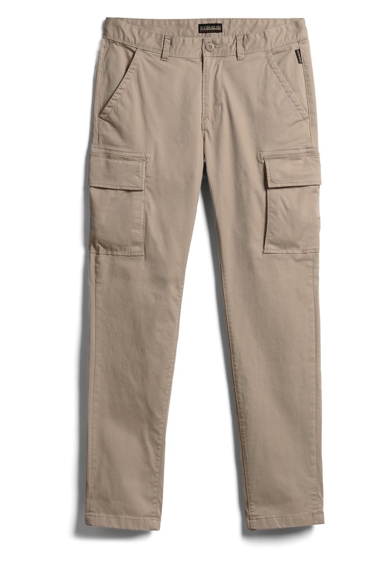 Khaki cargo kalhoty s pravidelným střihem, vybavené dvěma bočními kapsami, dvěma velkými kapsami na stehnech a zapínáním na knoflík. Vyrobeny z lehkého materiálu.