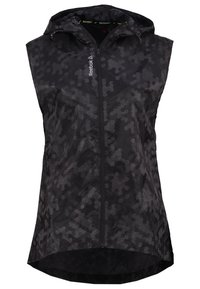 Czarna kamizelka bez rękawów z zamkiem z przodu, z delikatnym wzorem kamuflażu, wykonana z lekkiego materiału, zaprojektowana do aktywności fizycznej.