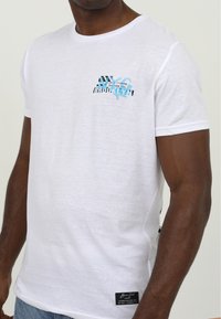 Brave Soul GDP - T-Shirt print - white