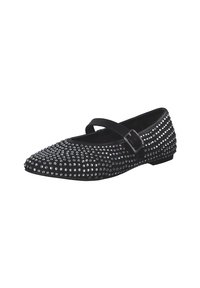 Zapato plano negro con punta afilada, embellishments de rhinestones, correa ajustable y textura suave.