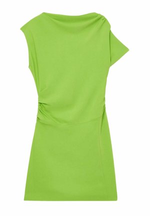Abito verde con scollatura drappeggiata, maniche corte e arricciature laterali. Realizzato in tessuto liscio con una forma aderente, lunghezza sopra il ginocchio.
