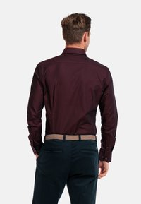 GIORDANO Zakelijk overhemd - red