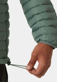 Helly Hansen SIRDAL HOODED INSULATOR - Chaqueta de invierno - grun
