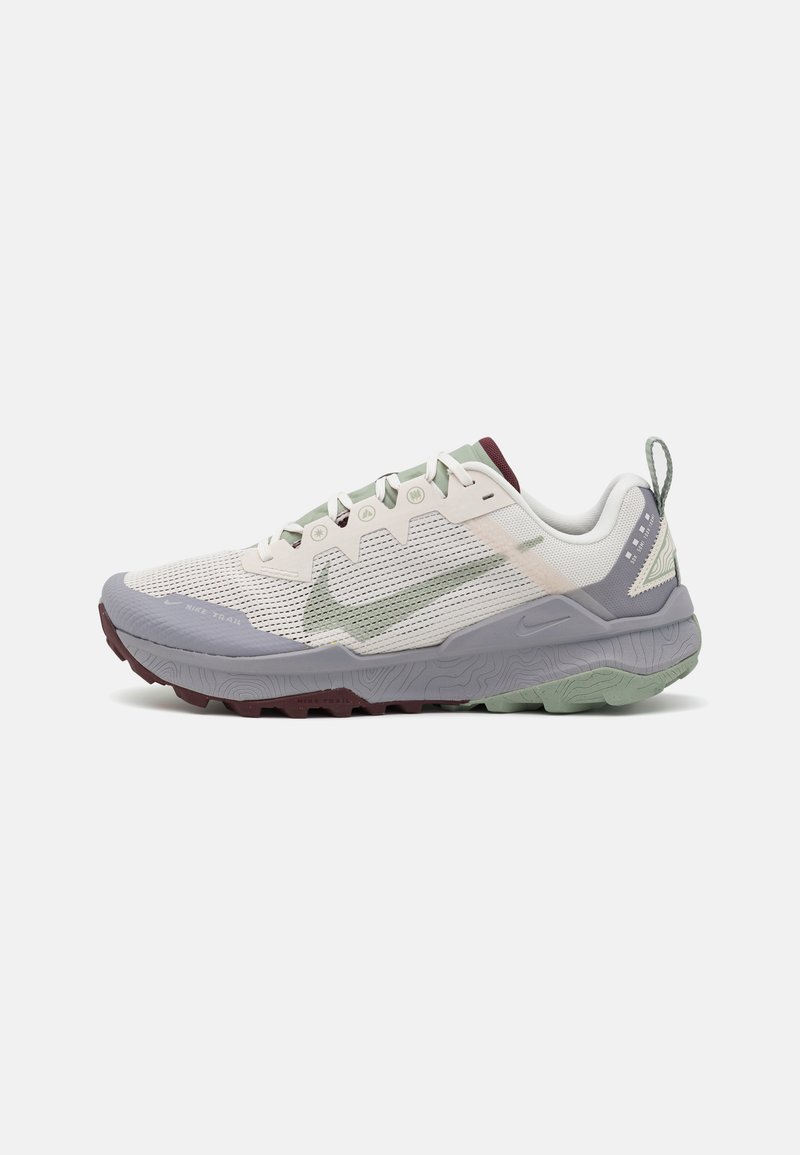Nike Performance REACT WILDHORSE 8 - Scarpe da trail running - phantom/jade horizon/infinite gold/burgundy crush