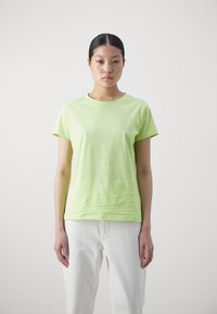 BOSS ESOGO - Tricou basic - medium green
