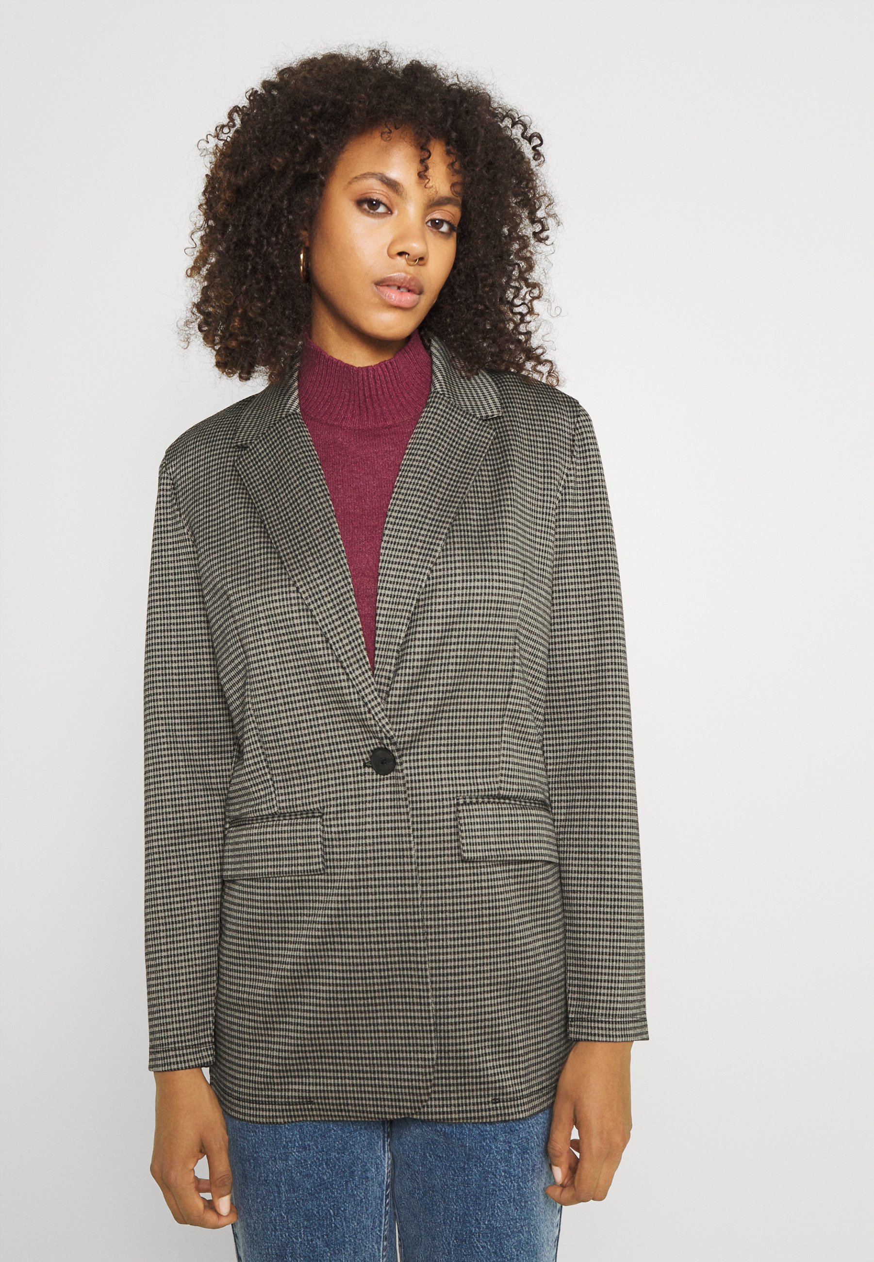 blazer gris mujer