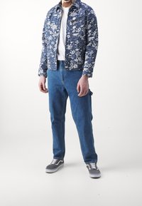 Lee Vaqueros estilo carpintero - stone blue denim