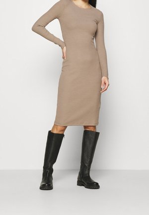 Gebreide jurk - light brown