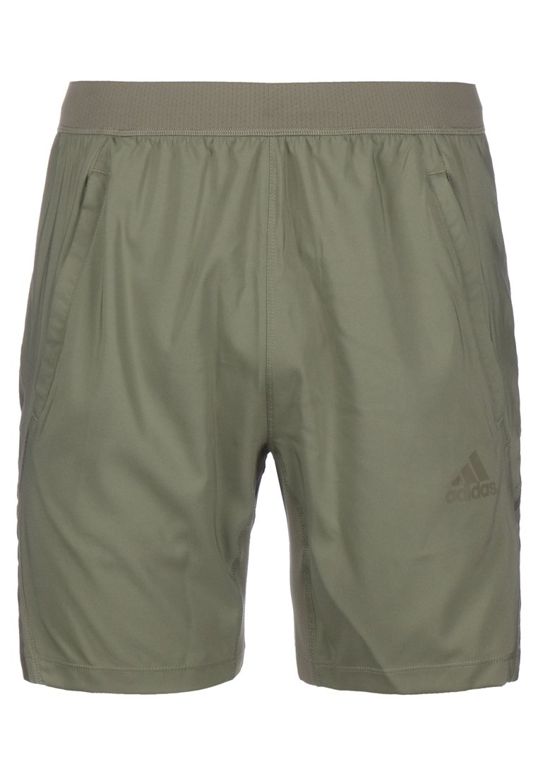 Bermudas deportivas verde oliva hechas de un tejido ligero, con una cintura elástica, bolsillos laterales y un logo sutil en la pierna.