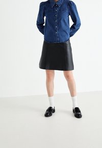 Vero Moda Blus - dark-blue denim