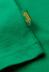 Superdry & Co VINTAGE LOGO  - T-shirt basic - drop kick green